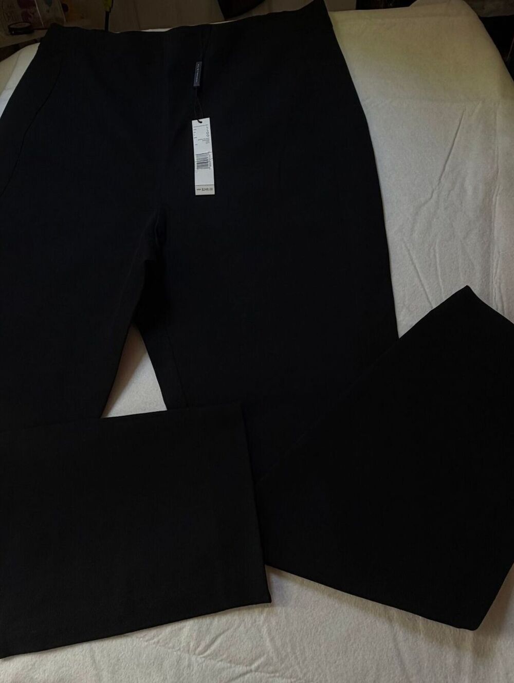 NWT Elie Tahari Jessalyn Black Pull-On Stretch L Trouserds